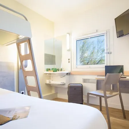 Ibis Budget Capitou 호텔