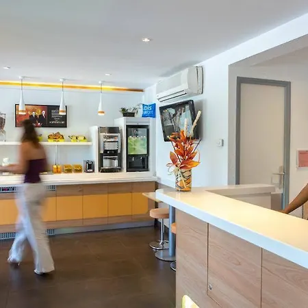Ibis Budget Capitou A8 2* Fréjus