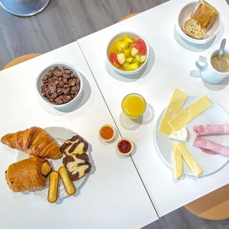 Ibis Budget Capitou A8 2* Fréjus