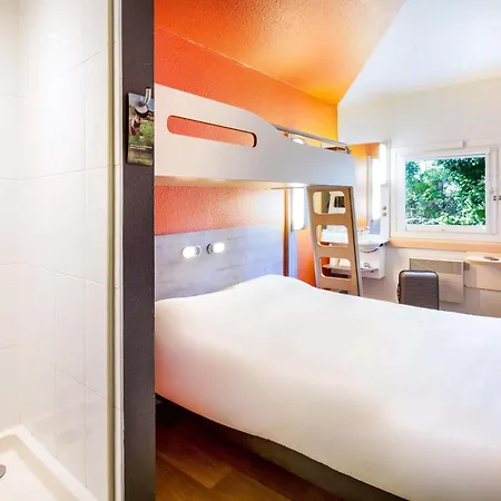 Ibis Budget Capitou A8 2*