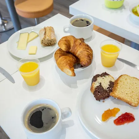 Ibis Budget Capitou A8 2*