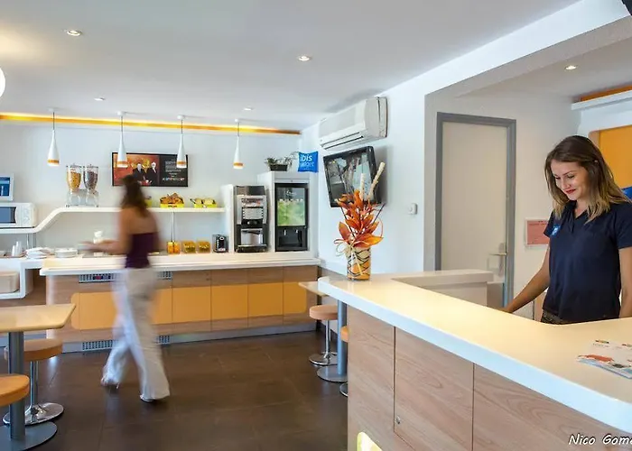 Ibis Budget Capitou 2* Фрежюс