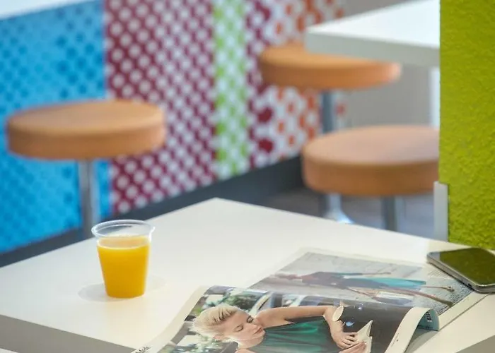 Ibis Budget Capitou Отель