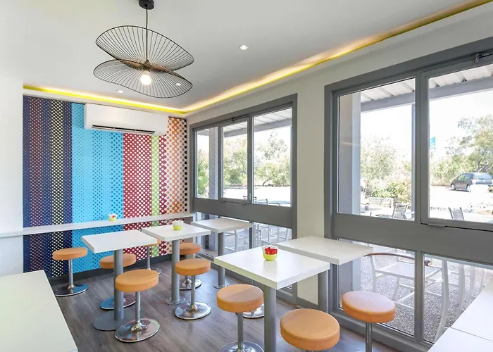 Отель Ibis Budget Capitou