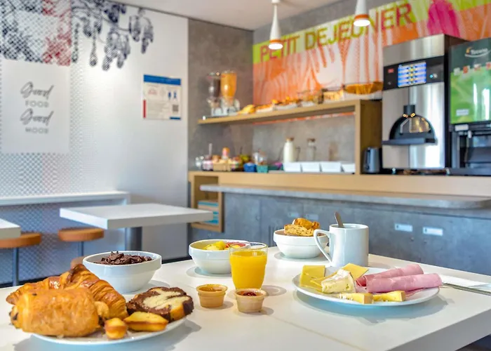 Отель Ibis Budget Capitou